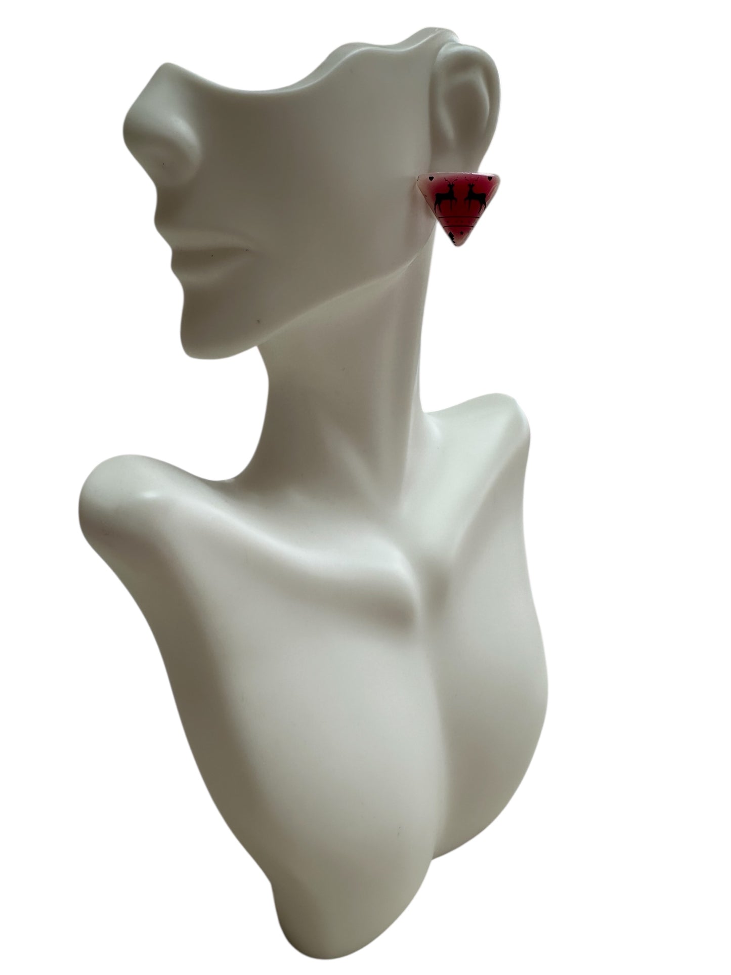 Winter Reindeer Triangle Stud Earrings – Festive Pink Ombre Holiday Jewelry